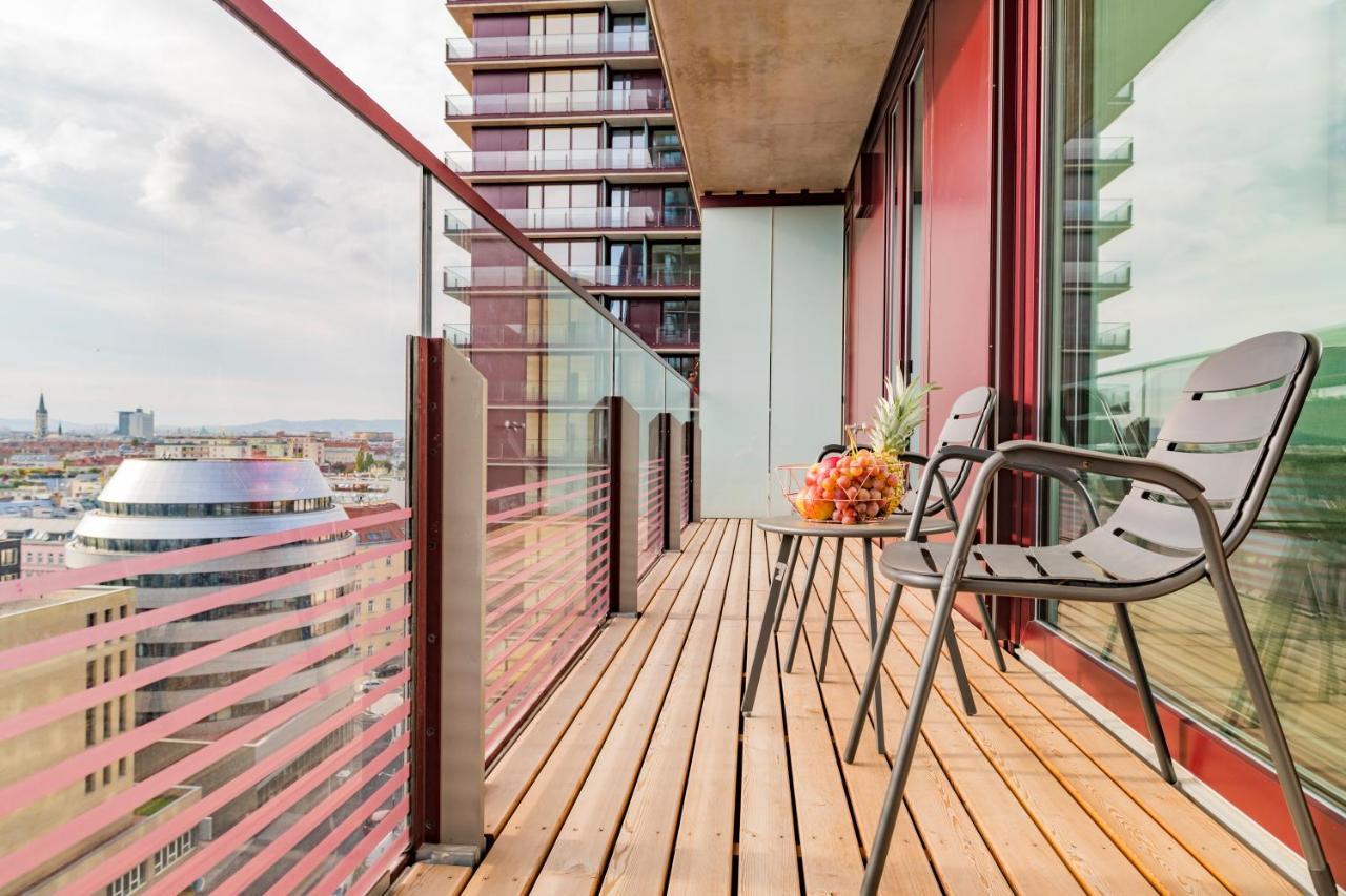 Triiiple Tower Dream Apartments With Rooftop-Summer-Pool ウィーン エクステリア 写真