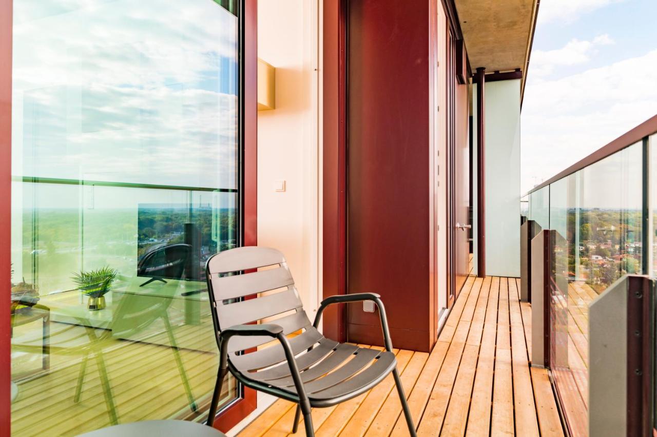 Triiiple Tower Dream Apartments With Rooftop-Summer-Pool ウィーン エクステリア 写真