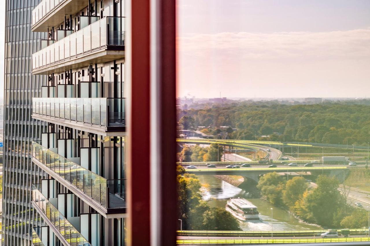 Triiiple Tower Dream Apartments With Rooftop-Summer-Pool ウィーン エクステリア 写真