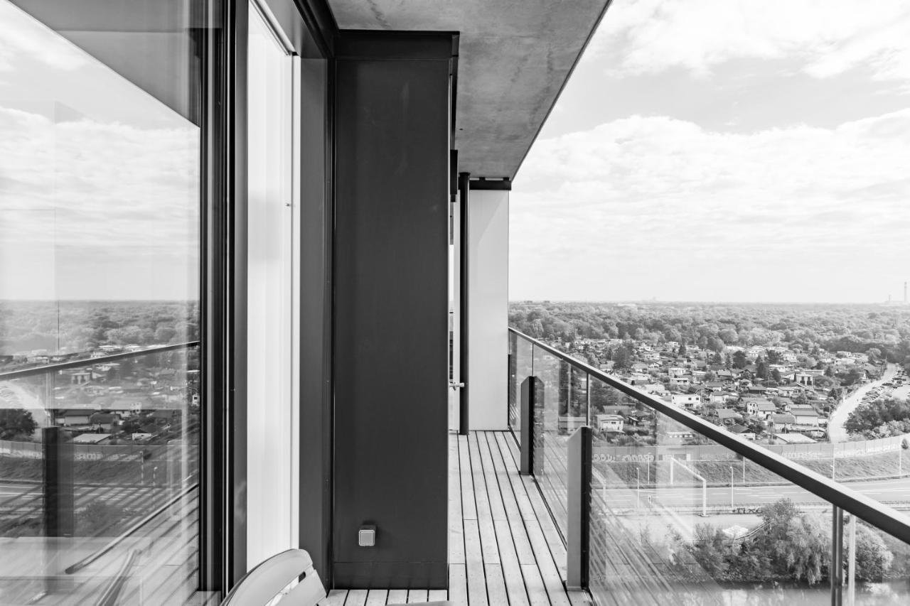 Triiiple Tower Dream Apartments With Rooftop-Summer-Pool ウィーン エクステリア 写真
